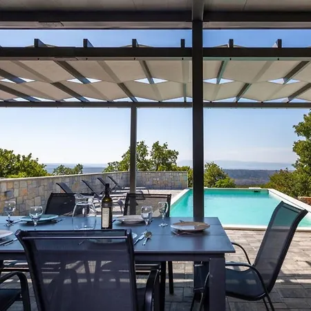 Adam By Guide Kraljevica