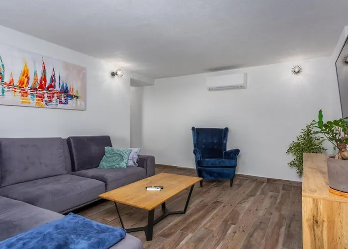 Villa Adam By Guide Kraljevica