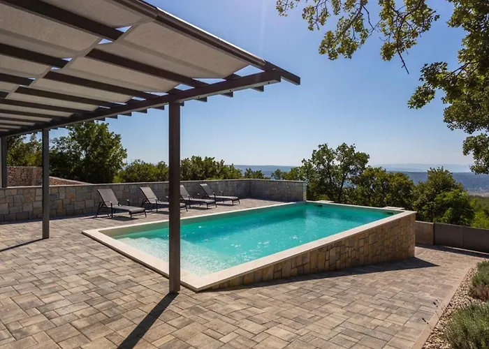 Adam By Guide Kraljevica